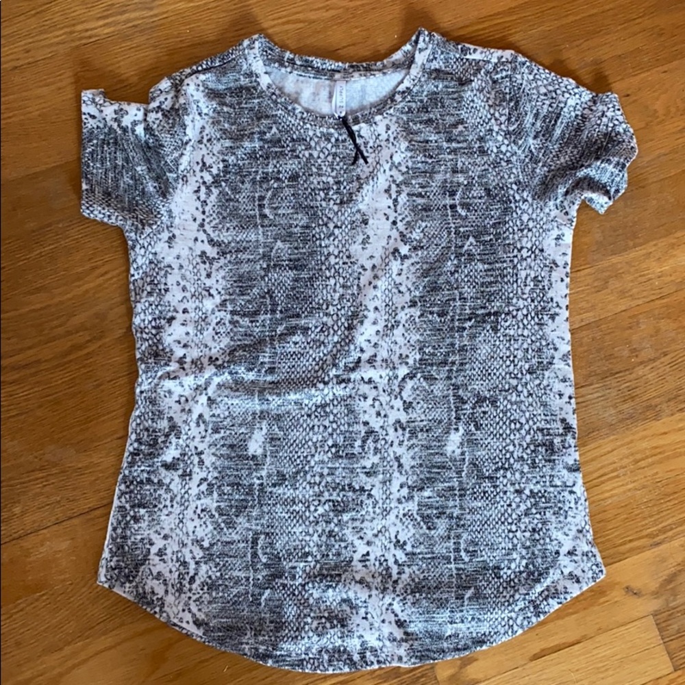 NEVER WORN snake skin short sleeve shirt